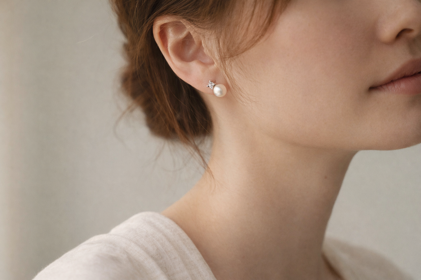 Everyday Pearl Stud Earrings