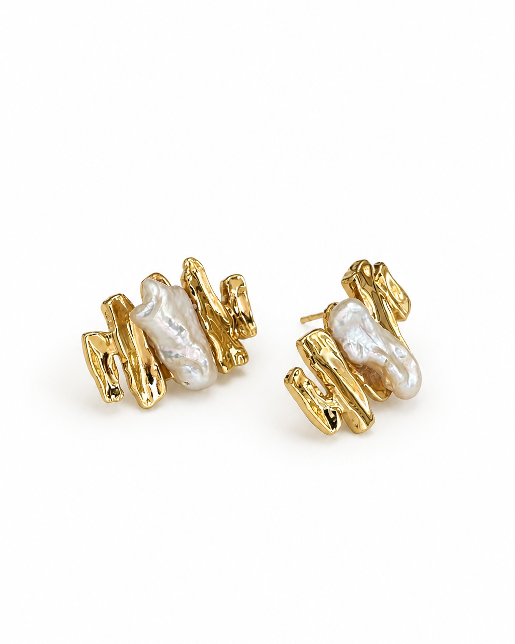 Golden Current Baroque Pearl Earrings — 4:5 product on white background