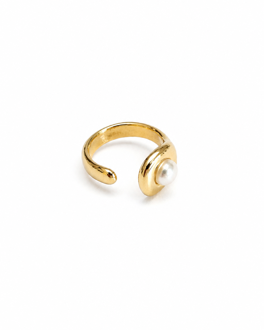 Golden Embrace Pearl Ring — 4:5 product on white background