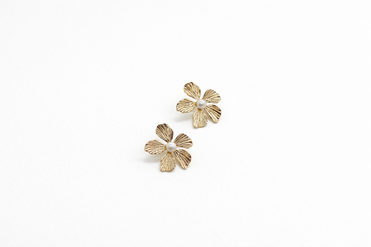 Pearl Flower Stud Earrings