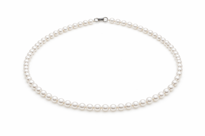 Quiet Statement Pearl Necklace