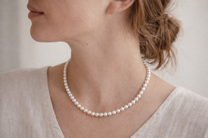 Quiet Statement Pearl Necklace