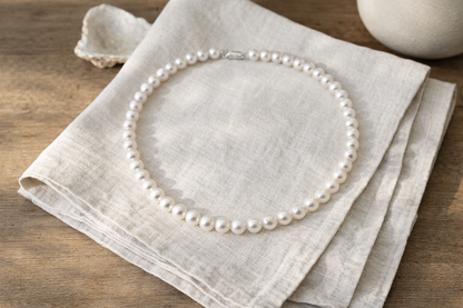 The Serene Collar Necklace