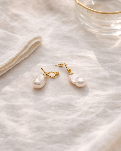 Soft Baroque Pearl Drops · 14K Gold Plated (4:5)