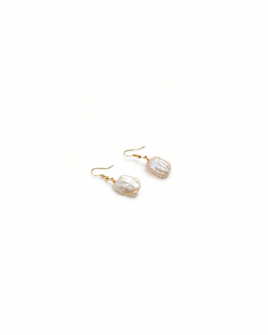 Baroque Pearl Drop Earrings (4:5)