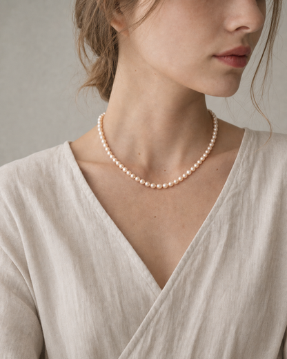 Apricot Glow Pearl Necklace (4:5)