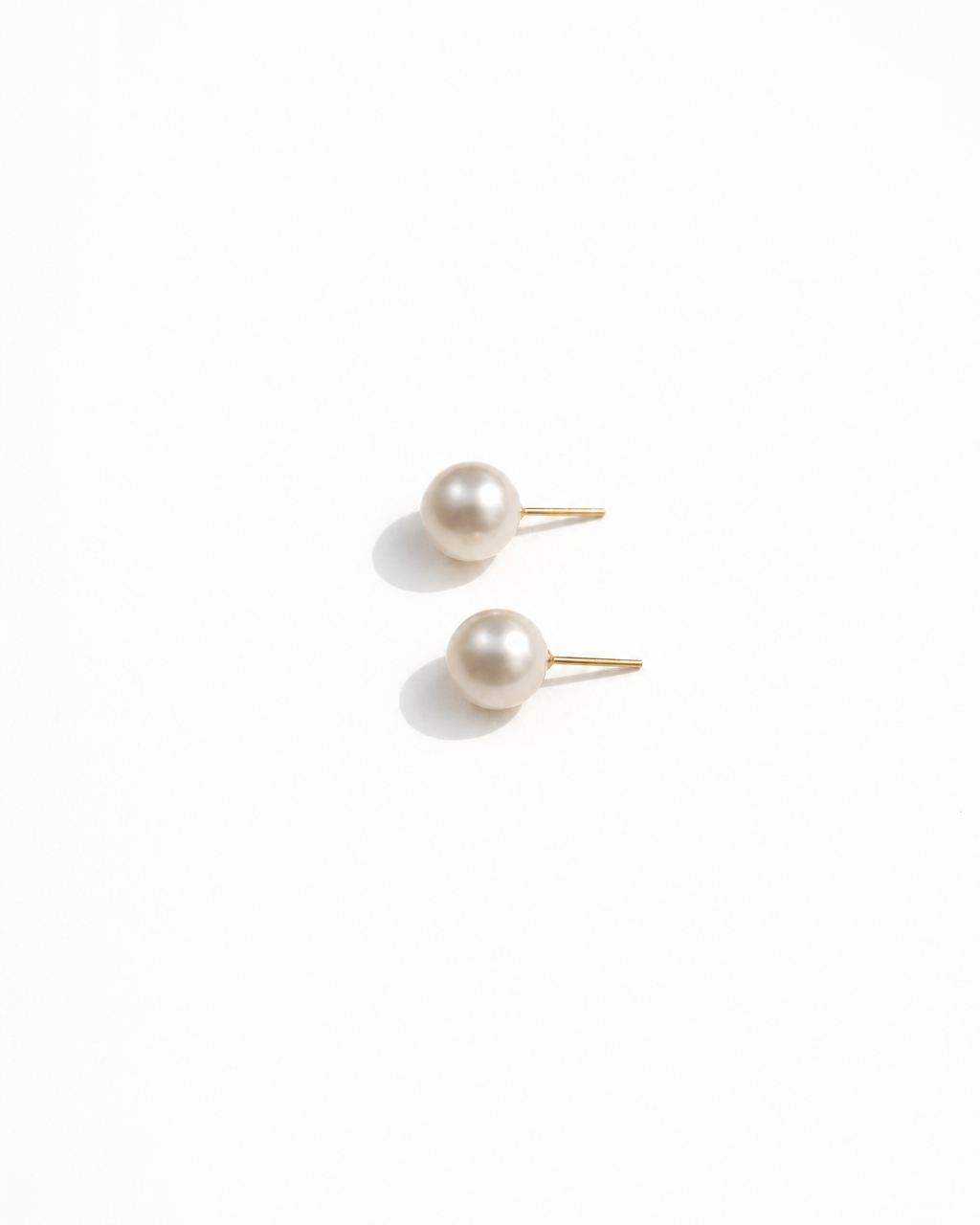 Everyday Luster Pearl Studs (3 Colors) (4:5)