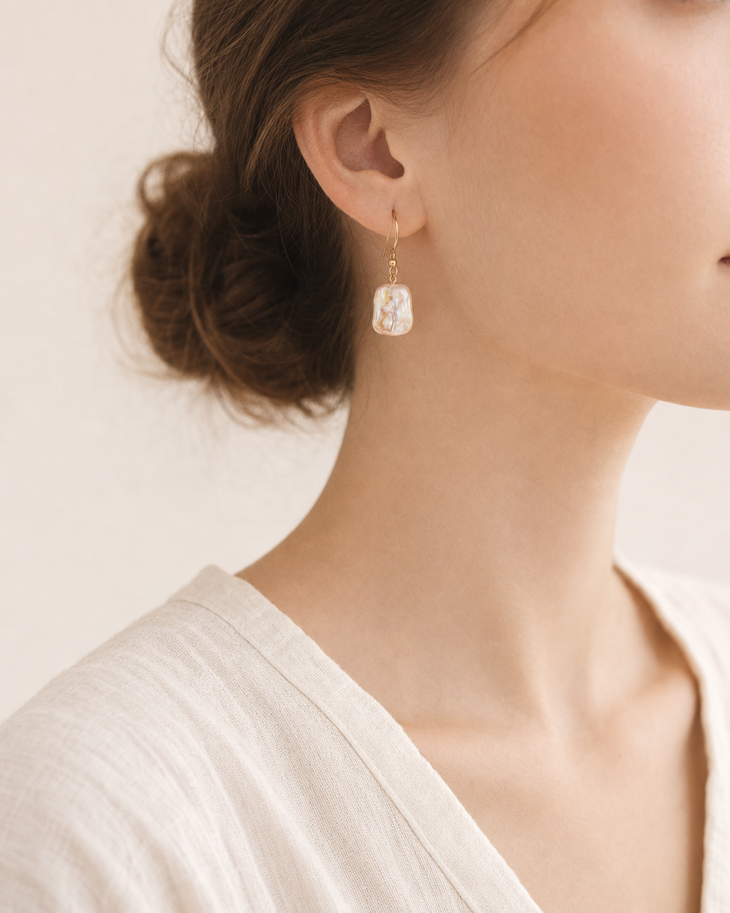 Baroque Pearl Drop Earrings (4:5)