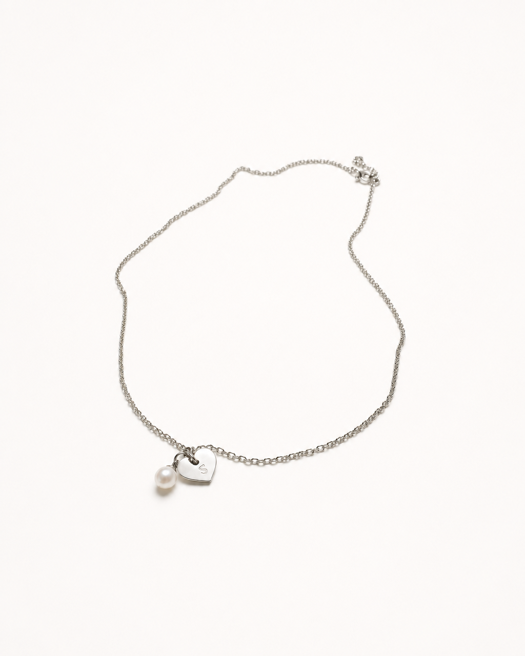The Little Heart Pendant — Mom & Daughter Matching (4:5)