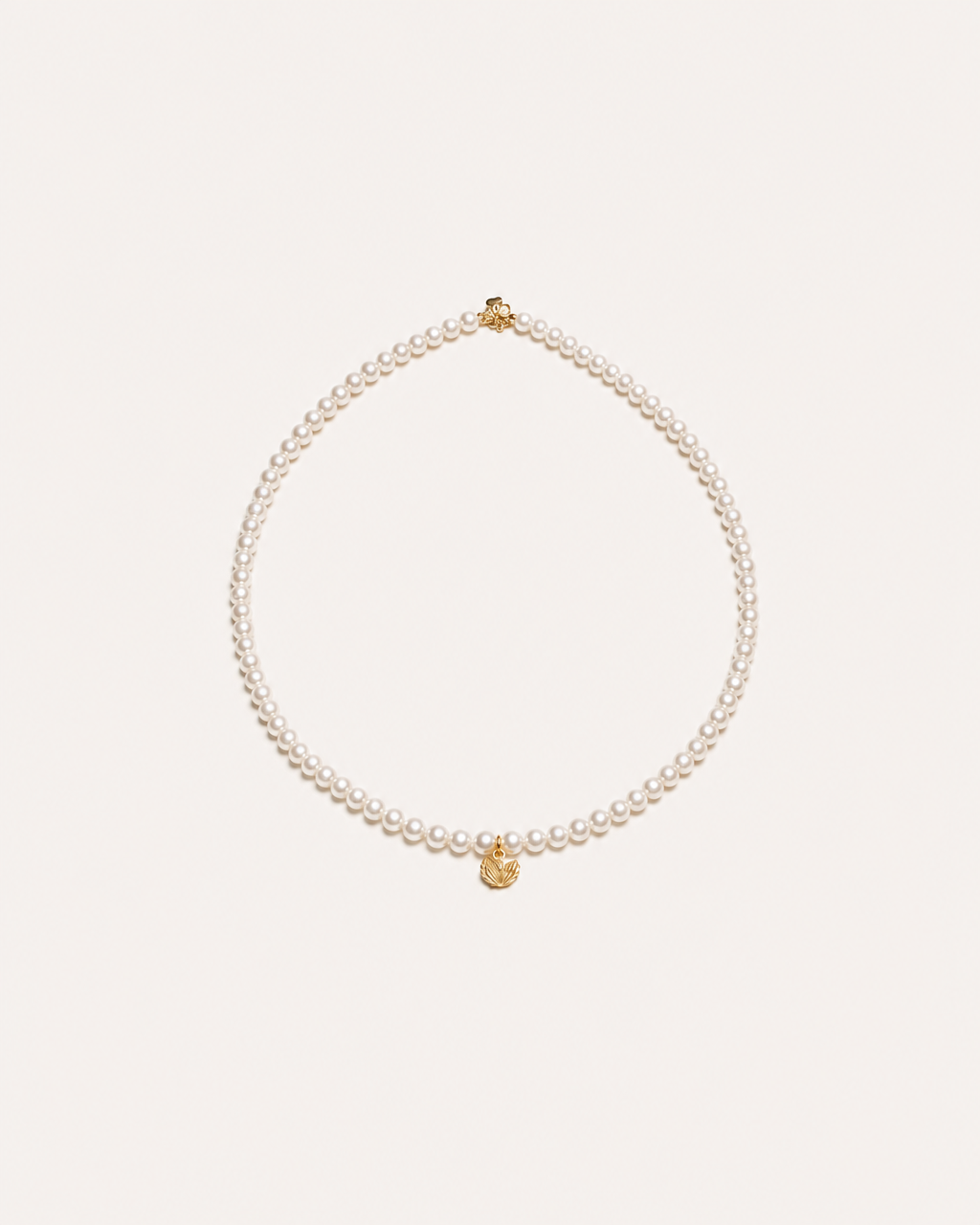 Little Medallion Necklace — Mom & Daughter Matching (4:5)